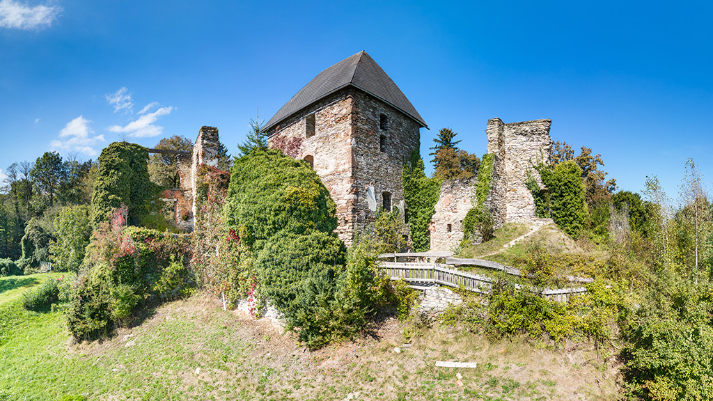 Voransicht zur virtuellen Tour Burg-Ruine Lubgast bei Ligist in der Steiermark