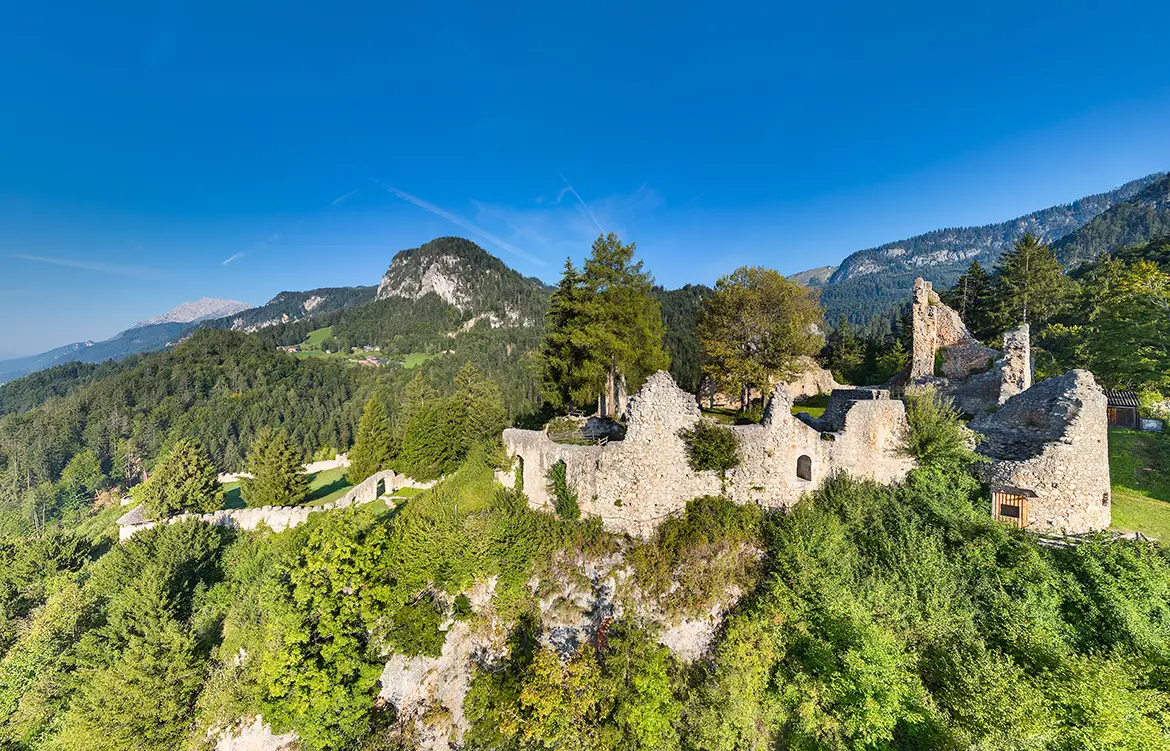 Luftbild der Burg-Ruine Wolkenstein 2024